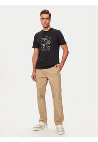 Liu Jo T-Shirt QF4242 J4783 Czarny Regular Fit. Kolor: czarny. Materiał: bawełna #4