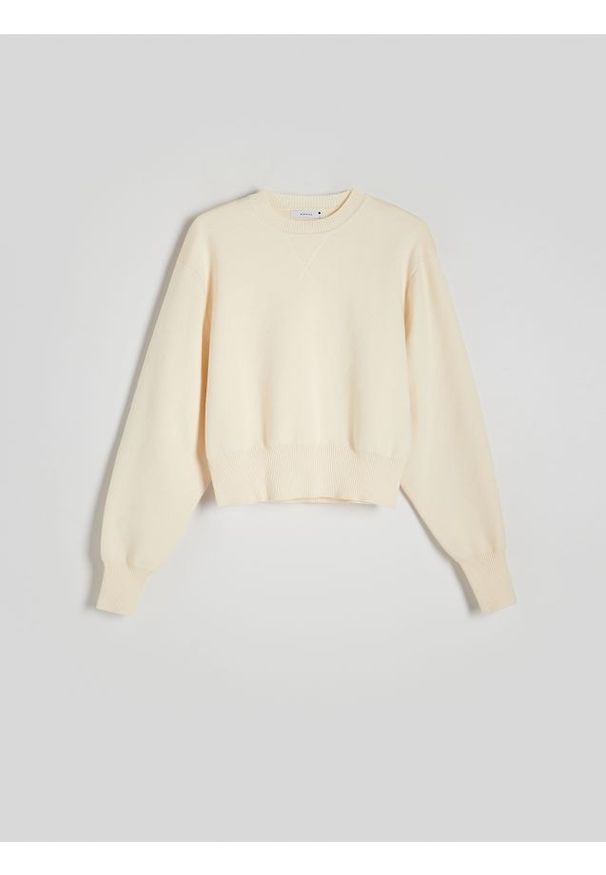 Reserved - Gładki sweter - złamana biel. Materiał: wełna, dzianina, bawełna. Wzór: gładki
