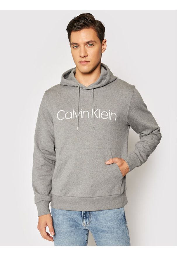 Calvin Klein Bluza Logo K10K104060 Szary Regular Fit. Kolor: szary. Materiał: bawełna