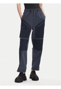 G-Star RAW - G-Star Raw Spodnie materiałowe Tone On Tone D27036-D522 Niebieski Relaxed Fit. Kolor: niebieski. Materiał: wiskoza