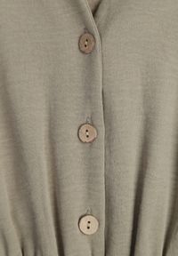 Renee - Ciemnozielony Taliowany Kombinezon z Wiskozy Zapinany na Guziki Frisea. Kolor: zielony. Materiał: wiskoza #3