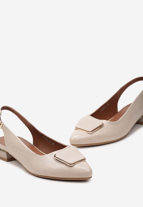 Renee - Beżowe Płaskie Sandały z Odkrytą Piątą i Noskiem w Szpic ze Skórzaną Wkładką Tarigass. Okazja: na co dzień. Kolor: beżowy. Materiał: skóra. Sezon: lato. Styl: casual, wakacyjny, klasyczny