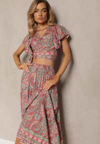 Renee - Różowy Wiskozowy Komplet 2-Częściowy w Print Paisley Długa Spódnica i Kopertowy Top Aeodosia. Kolor: różowy. Materiał: wiskoza. Wzór: paisley, nadruk
