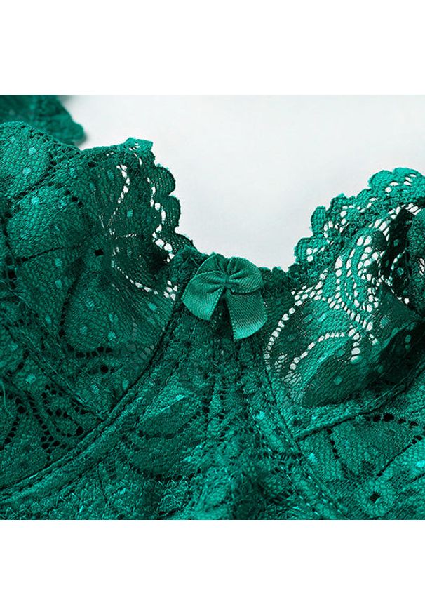 Intica - Biustonosz koronkowy plus size z delikatnym wsparciem na co dzień i okazje Natusuko. Kolekcja: plus size. Kolor: biały. Materiał: koronka. Wzór: koronka