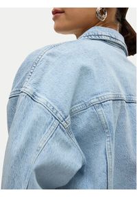 Vero Moda Kurtka jeansowa Tessa 10329868 Niebieski Relaxed Fit. Kolor: niebieski. Materiał: bawełna