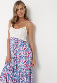 Born2be - Niebieska Maxi Sukienka z Wiskozy na Cienkich Ramiączkach w Kwiaty Kernet. Kolor: niebieski. Materiał: wiskoza. Długość rękawa: na ramiączkach. Wzór: kwiaty. Długość: maxi #2