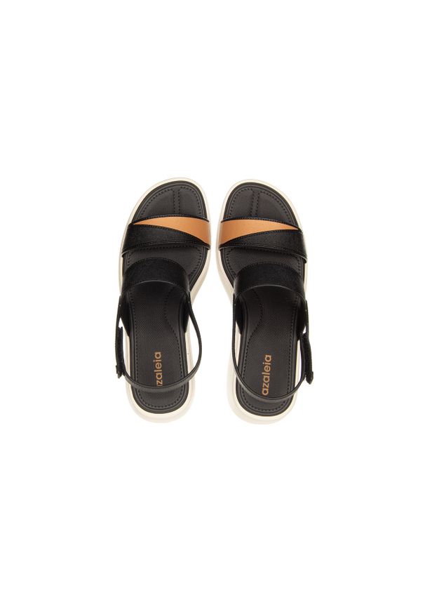 Sandały Azaleia Cris Soft Light Sand Black 198006, Czarny, Tworzywo. Okazja: na co dzień. Zapięcie: rzepy. Kolor: czarny. Materiał: tworzywo sztuczne. Wzór: paski. Styl: sportowy, casual