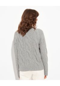 CAPPELLINI - Szary sweter o ozdobnym splocie. Kolor: szary. Materiał: tkanina. Długość rękawa: długi rękaw. Długość: długie. Wzór: ze splotem #2