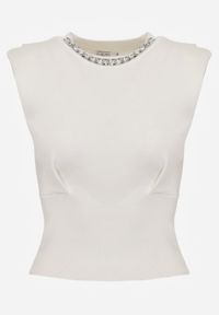 Born2be - Biały Top Bez Rękawów z Wiskozą z Łańcuszkiem i Usztywnianymi Ramionami Shylisa. Okazja: do pracy, na co dzień. Kolor: biały. Materiał: wiskoza. Długość rękawa: bez rękawów. Długość: długie. Wzór: aplikacja. Styl: casual #7