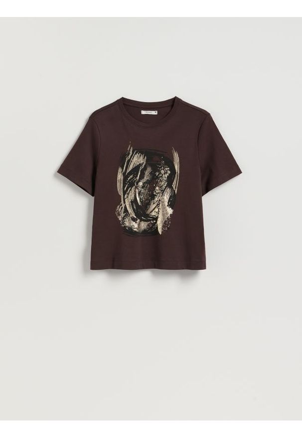 Reserved - Bawełniany t-shirt z nadrukiem - ciemnobrązowy. Kolor: brązowy. Materiał: bawełna. Wzór: nadruk