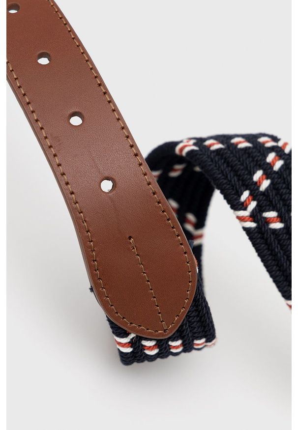 TOMMY HILFIGER - Tommy Hilfiger pasek CASUAL ESSENTIAL ELASTIC 3.5 męski kolor granatowy. Kolor: niebieski. Styl: casual