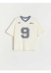 Reserved - T-shirt oversize - kremowy. Kolor: kremowy. Materiał: bawełna, włókno, dzianina