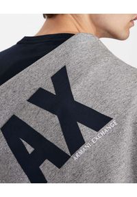 Armani Exchange - ARMANI EXCHANGE - Szara bluza z granatowym logo. Kolor: szary. Materiał: materiał. Długość rękawa: długi rękaw. Długość: długie #2