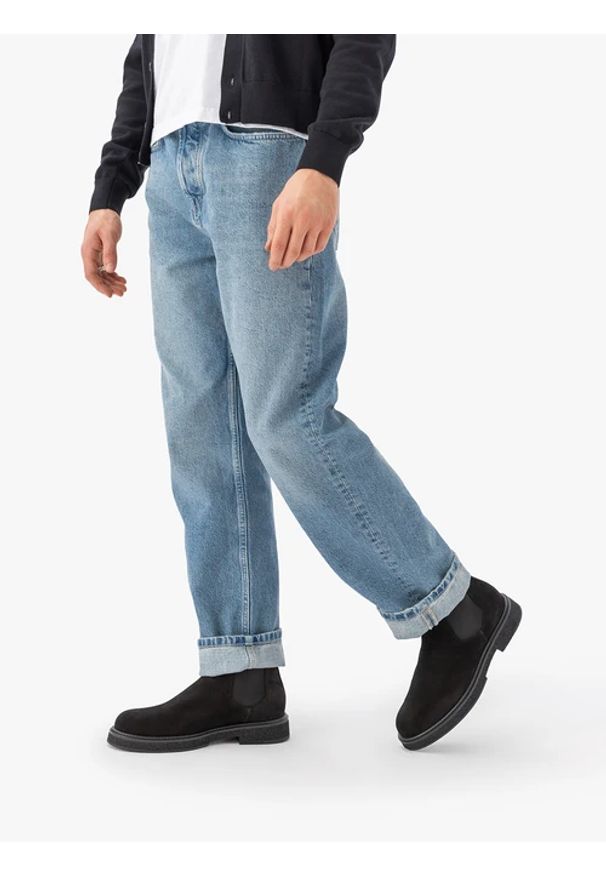 Ryłko - Czarne sztyblety ze skóry welurowej. Okazja: na co dzień. Wysokość cholewki: przed kolano. Zapięcie: bez zapięcia. Kolor: czarny. Materiał: skóra, welur. Szerokość cholewki: normalna. Styl: casual, street