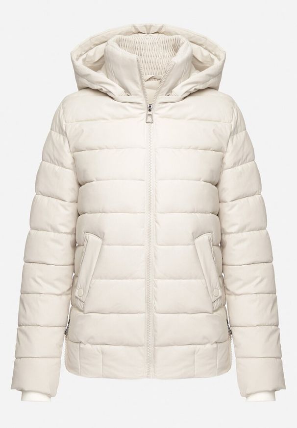 Born2be - Jasnobeżowa Pikowana Kurtka ze Ściągaczem w Pasie i Odpinanym Kapturem Valentissa. Okazja: na co dzień. Kolor: beżowy. Materiał: jeans. Styl: klasyczny, casual