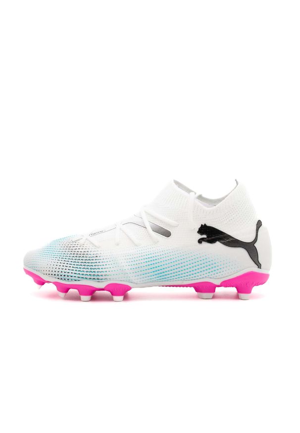 Buty Piłkarskie Puma Future 7 Match Fg/Ag Jr Dzieci. Kolor: biały, różowy, wielokolorowy. Materiał: materiał. Szerokość cholewki: normalna. Sport: piłka nożna