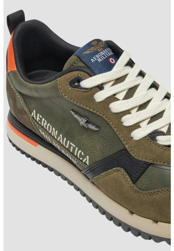 Aeronautica Militare - AERONAUTICA MILITARE Zielone męskie sneakersy Eco-leather AM. Okazja: na co dzień. Kolor: zielony. Materiał: zamsz, skóra. Szerokość cholewki: normalna. Wzór: nadruk