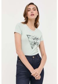 Guess t-shirt damski kolor zielony. Kolor: zielony. Materiał: bawełna. Długość rękawa: krótki rękaw. Długość: krótkie. Styl: klasyczny #3