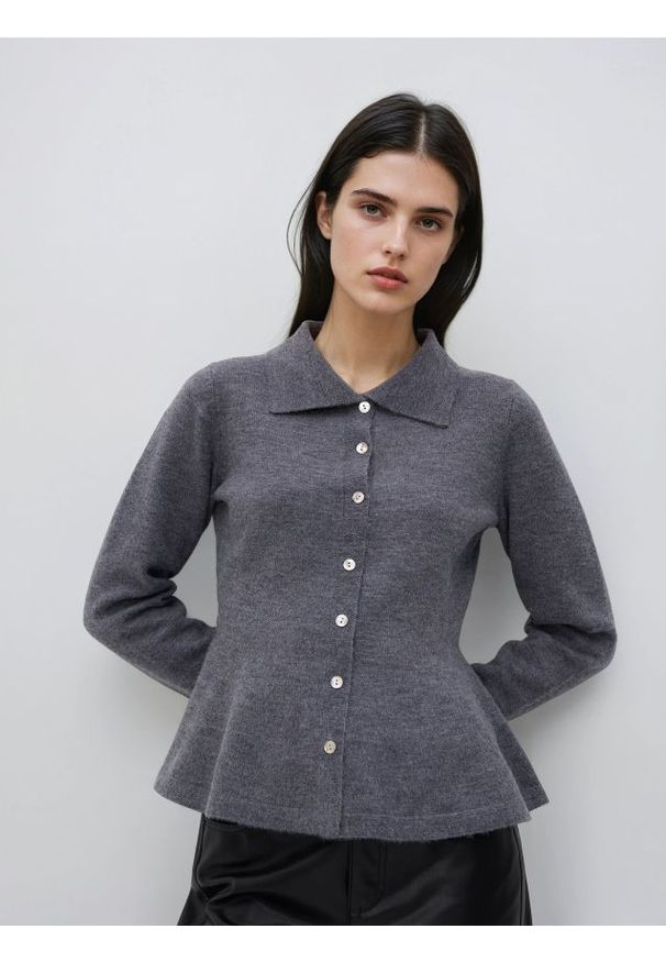 Reserved - Kardigan z kołnierzem - ciemnoszary. Kolor: szary. Materiał: dzianina, wełna