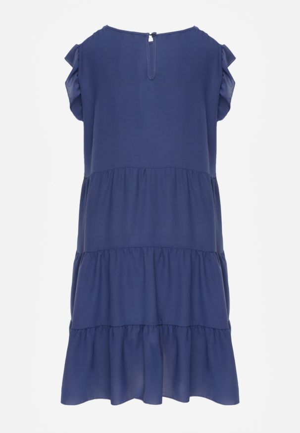 Renee - Niebieska Sukienka z Krótkim Rękawem i Ozdobnymi Falbankami o Rozkloszowanym Kroju Vetesa. Okazja: na co dzień. Typ kołnierza: kołnierz z falbankami. Kolor: niebieski. Materiał: jeans, wiskoza. Długość rękawa: krótki rękaw. Typ sukienki: proste. Styl: casual, klasyczny