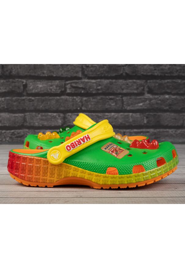 Sandały unisex Crocs HARIBO CLS CLG K. Kolor: zielony, pomarańczowy, wielokolorowy, żółty. Styl: sportowy