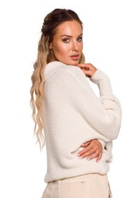 MOE - Luźny sweter z dekoltem V i kołnierzykiem kremowy. Kolor: kremowy. Materiał: jeans. Styl: elegancki #3