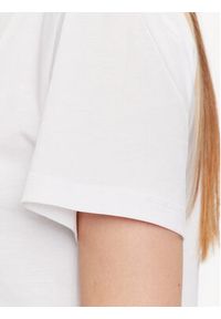 Calvin Klein T-Shirt Hero Logo K20K205448 Biały Regular Fit. Kolor: biały. Materiał: bawełna
