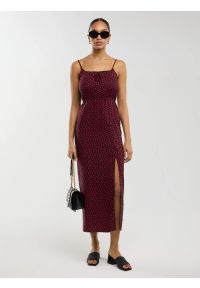 Big-Star - Sukienka damska midi z wiskozy na ramiączkach w serduszka czarna Frema 906. Kolor: czarny. Materiał: wiskoza. Długość rękawa: na ramiączkach. Wzór: aplikacja. Sezon: lato. Styl: elegancki. Długość: midi #1