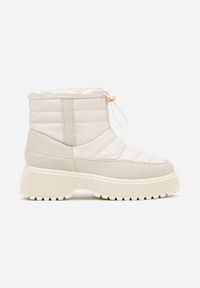 Born2be - Beżowe Śniegowce Ozdobione Pikowaną Cholewką Monalavea. Okazja: na co dzień. Kolor: beżowy. Materiał: jeans. Szerokość cholewki: normalna. Wzór: aplikacja. Styl: casual #4