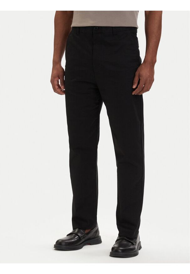 Hugo - HUGO Spodnie materiałowe Genar253 50567257 Czarny Slim Fit. Kolor: czarny. Materiał: bawełna
