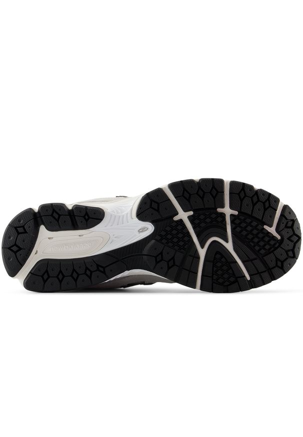 Buty unisex New Balance M2002WD – szare. Kolor: szary. Materiał: guma, skóra. Szerokość cholewki: normalna