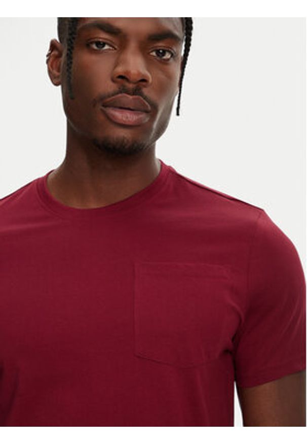 Robe di Kappa T-Shirt Dorel 64131EW Bordowy Regular Fit. Kolor: czerwony. Materiał: bawełna
