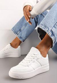 Born2be - Białe Sneakersy z Ekoskóry ze Sznurowaniem i Grubą Podeszwą Cilittia. Kolor: biały #3