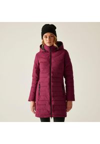 Regatta - Płaszcz damski zimowy ocieplany Andria. Kolor: czerwony. Materiał: puch, syntetyk. Sezon: zima. Sport: turystyka piesza #1