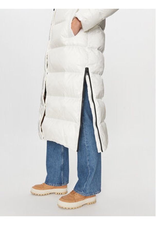 Deha Płaszcz zimowy D93583 Écru Regular Fit. Materiał: syntetyk. Sezon: zima