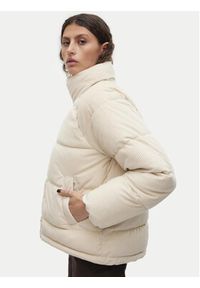 Vero Moda Kurtka zimowa Debbie Sofia 10314894 Beżowy Regular Fit. Kolor: beżowy. Materiał: syntetyk. Sezon: zima #5