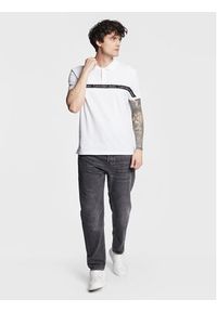 Calvin Klein Jeans Polo J30J322856 Biały Regular Fit. Typ kołnierza: polo. Kolor: biały. Materiał: bawełna #5
