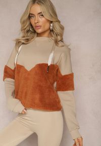 Renee - Beżowa Bawełniana Bluza z Kapturem ze Ściągaczami i Polarem Eurynia. Typ kołnierza: kaptur. Kolor: beżowy. Materiał: bawełna, polar. Wzór: aplikacja