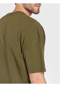 AMERICAN VINTAGE - American Vintage T-Shirt MFIZ02AH22 Zielony Regular Fit. Kolor: zielony. Materiał: bawełna. Styl: vintage #3