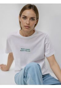 Reserved - T-shirt z napisem - biały. Kolor: biały. Materiał: bawełna. Wzór: napisy #1