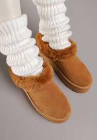 Renee - Brązowe Krótkie Śniegowce na Platformie Ozdobione Futerkiem Sewlara. Okazja: na co dzień. Kolor: brązowy. Materiał: futro. Wzór: aplikacja. Obcas: na platformie. Styl: casual, street #7