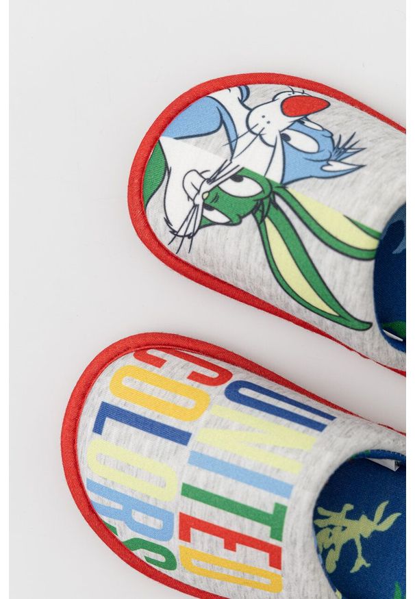 United Colors of Benetton kapcie dziecięce x Looney Tunes kolor szary. Nosek buta: okrągły. Kolor: szary
