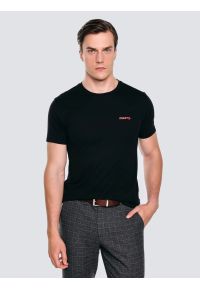 Big-Star - Koszulka męska z niewielkim nadrukiem na piersi czarna Karr 906. Okazja: na co dzień. Kolor: czarny. Materiał: dzianina, jeans. Długość rękawa: krótki rękaw. Długość: krótkie. Wzór: nadruk. Styl: wizytowy, casual, klasyczny, elegancki #1