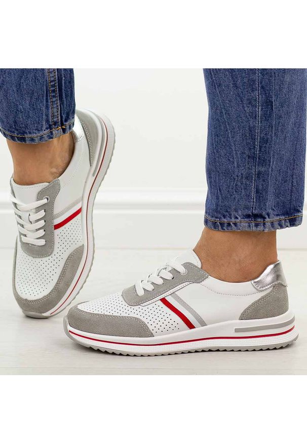 Biało szare skórzane półbuty damskie Jezzi 8467. Okazja: na co dzień. Nosek buta: okrągły. Zapięcie: sznurówki. Kolor: biały. Materiał: skóra. Szerokość cholewki: normalna. Sezon: wiosna, jesień, lato. Styl: casual, elegancki, sportowy, klasyczny