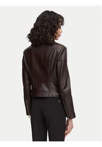 Guess Kurtka z imitacji skóry W6YL25 W2914 Brązowy ciemny Regular Fit. Kolor: brązowy. Materiał: skóra #7
