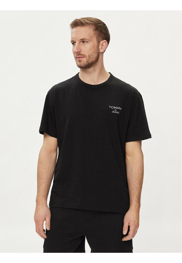 Tommy Jeans T-Shirt DM0DM18872 Czarny Regular Fit. Kolor: czarny. Materiał: bawełna