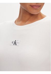Calvin Klein Jeans T-Shirt J20J223358 Biały Slim Fit. Kolor: biały. Materiał: bawełna