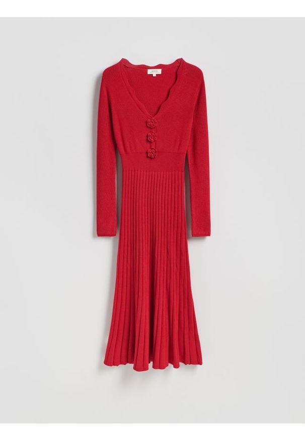 Reserved - Sukienka z różami - czerwony. Kolor: czerwony. Materiał: dzianina, wiskoza. Wzór: gładki. Styl: klasyczny