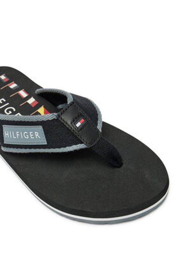 TOMMY HILFIGER - Tommy Hilfiger Japonki Patch Hilfiger Beach Sandal FM0FM05435 Czarny. Kolor: czarny. Materiał: materiał