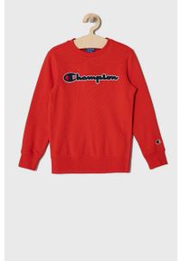 Champion Bluza dziecięca kolor czerwony z aplikacją. Okazja: na co dzień. Kolor: czerwony. Wzór: aplikacja. Styl: casual